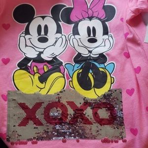 Disney mickey &‎ minnie mouse sequined tee